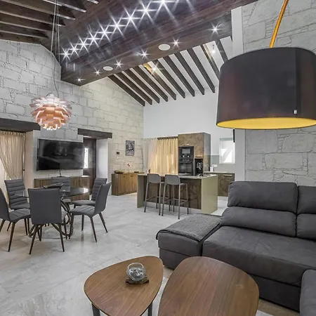 Sunrise Dream - Exclusive 5 Bedroom Panorama Hill * Protaras