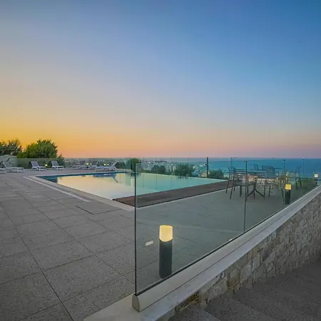 Villa Sunrise Dream - Exclusive 5 Bedroom Panorama Hill