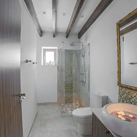 Sunrise Dream - Exclusive 5 Bedroom Panorama Hill