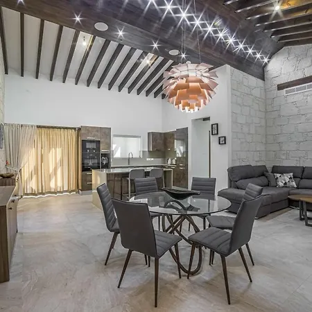 Sunrise Dream - Exclusive 5 Bedroom Panorama Hill Villa
