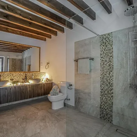 Sunrise Dream - Exclusive 5 Bedroom Panorama Hill Protaras